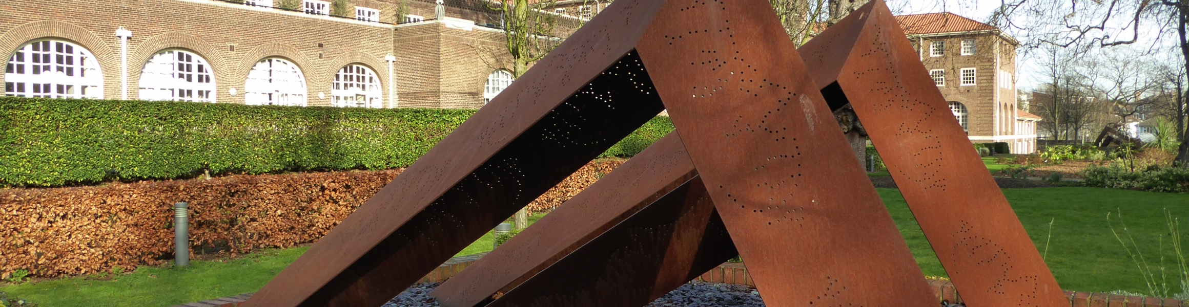 Sir Giles Gilbert Scott Building, Putney Savoy Construction